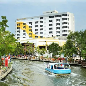 **** Hotel Tun Fatimah Riverside Malaysia