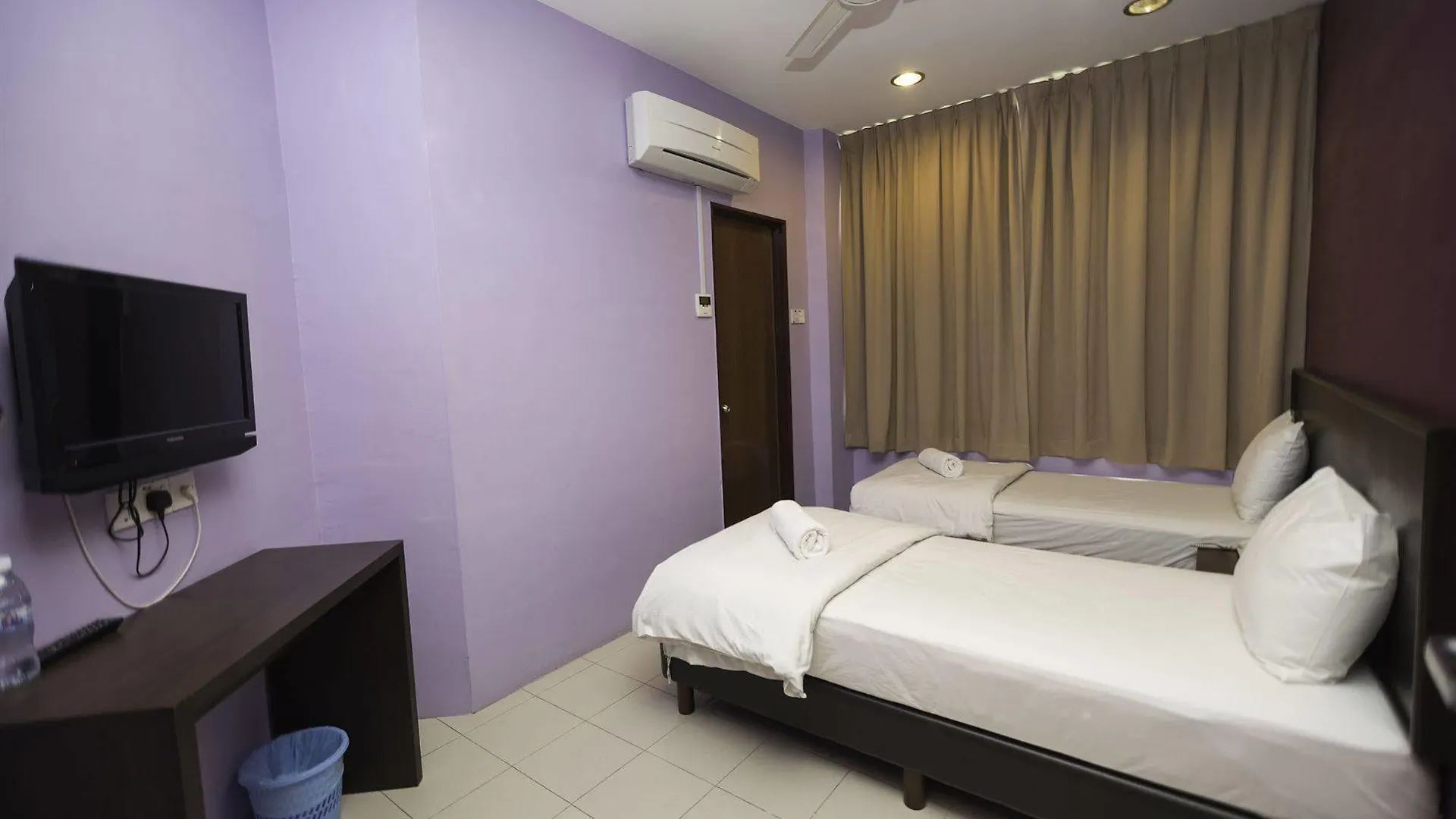 Bary Inn, Klia & Klia2 - 24 Hours Free Airport Pick-Up Sepang 2*,  Malaysia